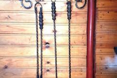 Кованый каминный набор на 3 предмета настенный