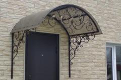 Козырек для крыльца из поликарбоната