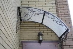 Козырек для крыльца